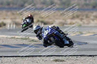 media/Oct-05-2025-CVMA (Sun) [[beeef4f201]]/Race 2-Supersport Middleweight/